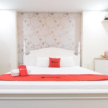 Sunshine Hotel - Phu My Hung Хошимин Экстерьер фото