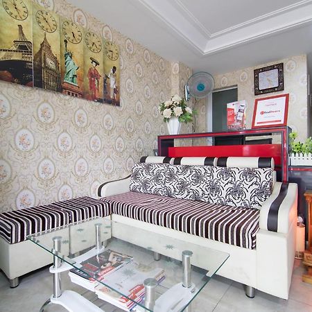 Sunshine Hotel - Phu My Hung Хошимин Экстерьер фото