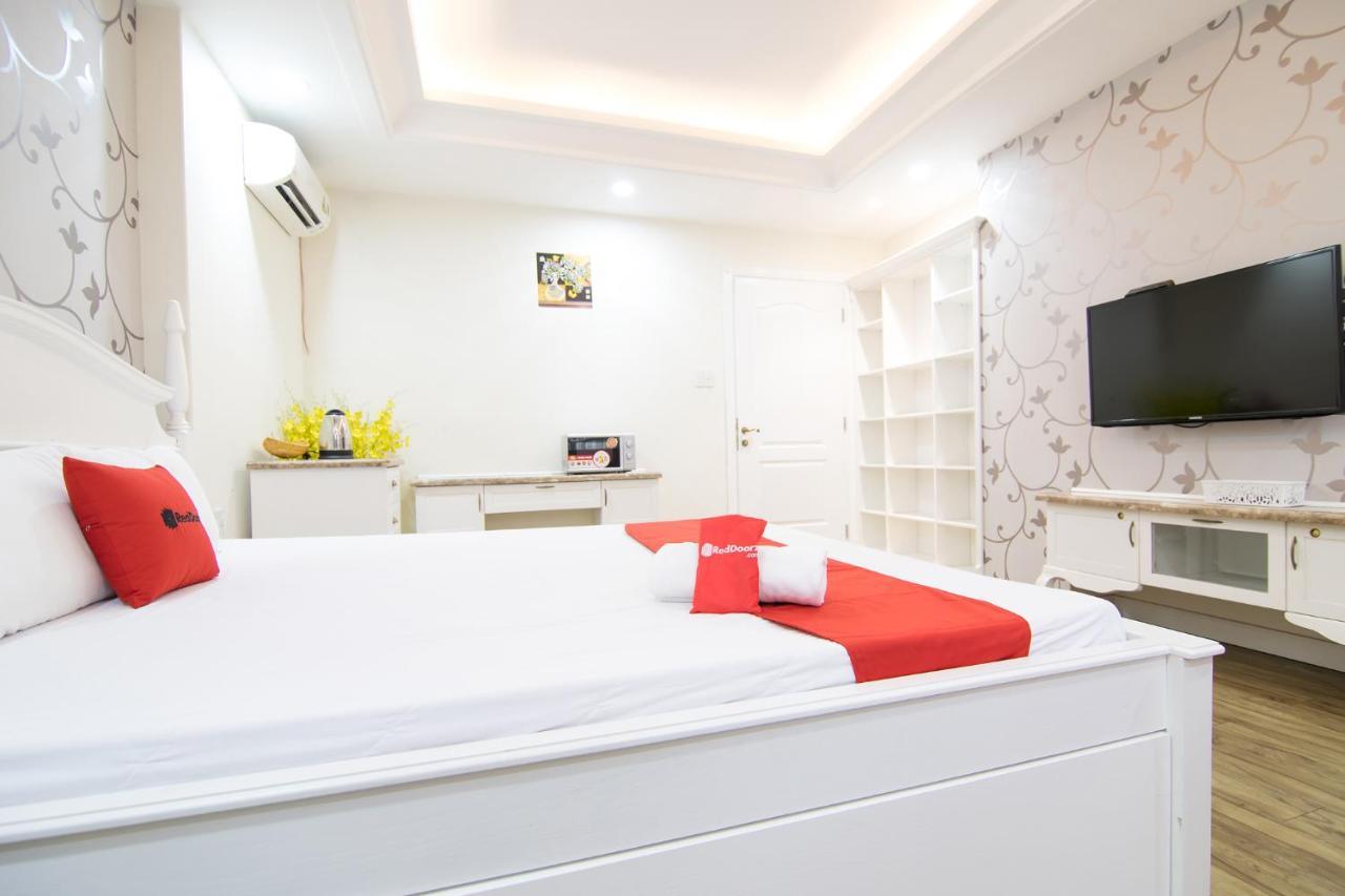 Sunshine Hotel - Phu My Hung Хошимин Экстерьер фото