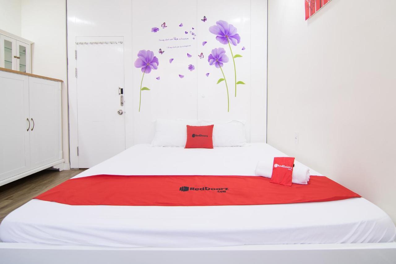 Sunshine Hotel - Phu My Hung Хошимин Экстерьер фото