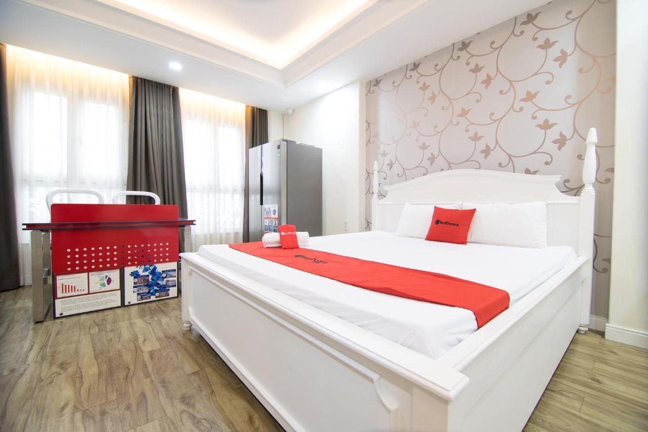 Sunshine Hotel - Phu My Hung Хошимин Экстерьер фото