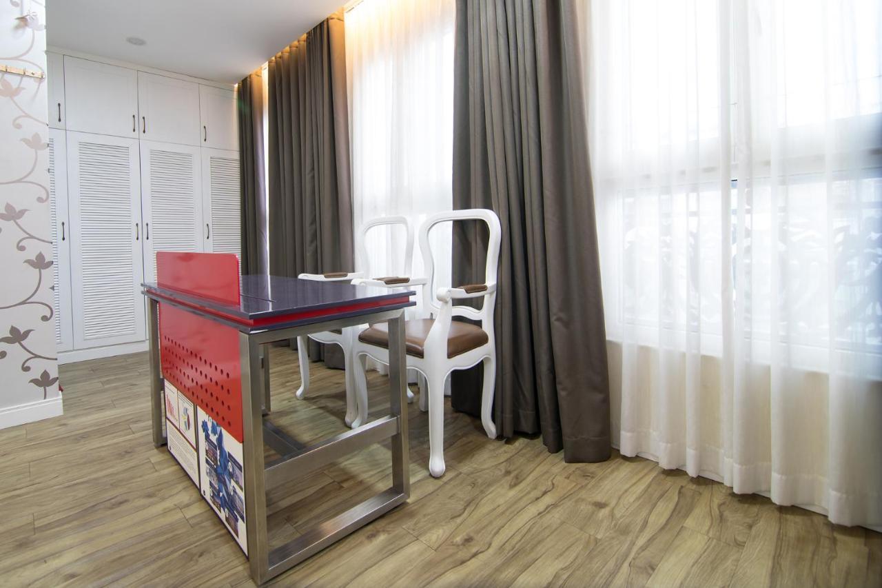 Sunshine Hotel - Phu My Hung Хошимин Экстерьер фото